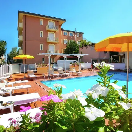 Apartment Princely Apartment In Torre Pedrera With Swimming Pool Rimini